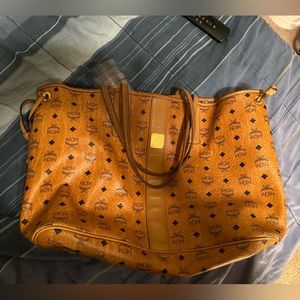 MCM Large Liz Reversible Shopper